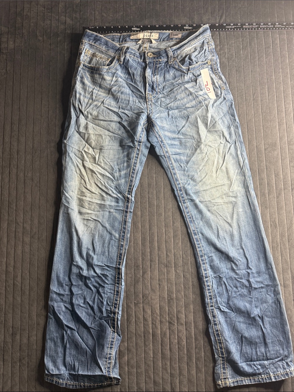 BKE Men's Washed Blue Straight Jeans 102